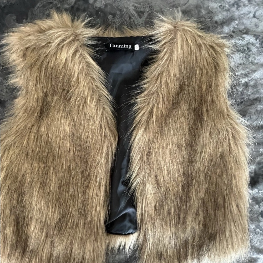 Tanming Faux Fur Vest